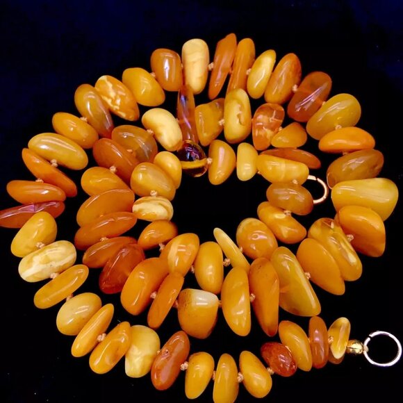 Vintage Russian USSR Baltic Butterscotch Egg Yolk Honey Amber Necklace - Picture 7 of 7